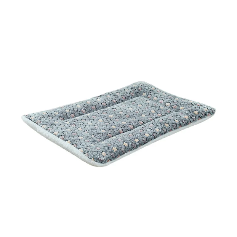 OUWO Flannel Pet Sleeping Mat Mattress Dog Cat Bed Sofa Lovely Mattress Cushion For Small Large Dog Cat Blanket Pet Supplies
OUWO Flannel Pet Sleeping Mat Mattress Dog Cat Bed Sofa Lovely Mattress Cushion For Small Large Dog Cat Blanket Pet Supplies