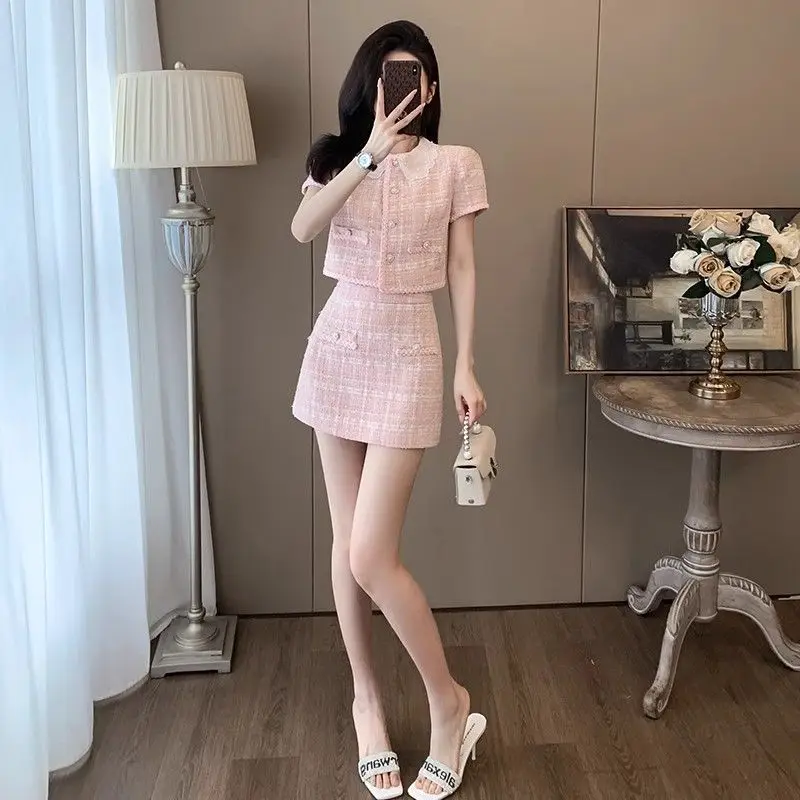 Celebrity Tweed Vestidos Lace Peter Pan Collar Shirt Women Sweet High-waisted Slim A-line Skirt Summer Pink Chic Two Pieces Set
Celebrity Tweed Vestidos Lace Peter Pan Collar Shirt Women Sweet High-waisted Slim A-line Skirt Summer Pink Chic Two Pieces Set