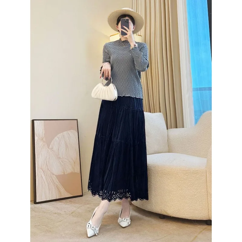 Miyake T-shirt Women 2025 New Slim Loose Pleated Tops Casual Versatile Half-skirt Set Simple Loose Stretch Large Size Clothing
Miyake T-shirt Women 2025 New Slim Loose Pleated Tops Casual Versatile Half-skirt Set Simple Loose Stretch Large Size Clothing