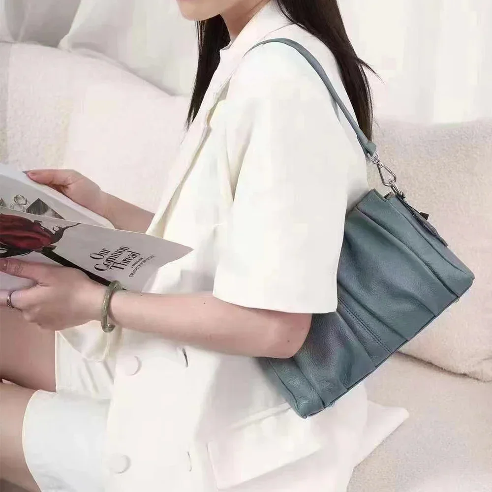 Luxury Designer Handbag Ladies Genuine Cow Leather Flap Over Shoulder Bag Wrinkled Soft Cowhide Crossbody Bag for Women Handbag
Luxury Designer Handbag Ladies Genuine Cow Leather Flap Over Shoulder Bag Wrinkled Soft Cowhide Crossbody Bag for Women Handbag