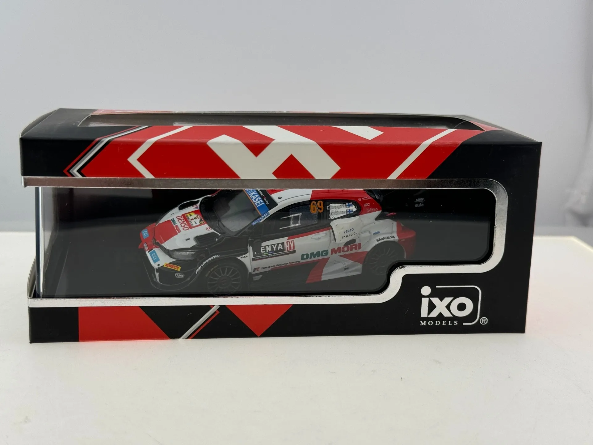 Литая под давлением модель автомобиля из сплава IXO в масштабе 1/43, Коллекционная игрушка, подарок, сувенир, украшение для дисплея
Литая под давлением модель автомобиля из сплава IXO в масштабе 1/43, Коллекционная игрушка, подарок, сувенир, украшение для дисплея