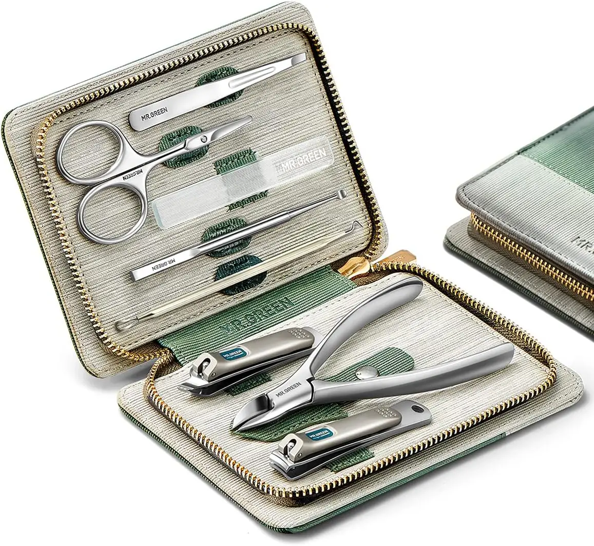 Premium Stainless Steel Nail Clipper Set with PU Leather Case for Personal Care - Green
Premium Stainless Steel Nail Clipper Set with PU Leather Case for Personal Care - Green