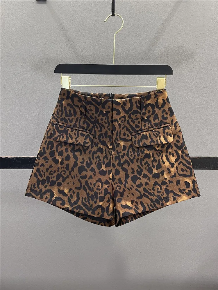 Retro American Leopard Print Casual Shorts Women's High Waist Slimming Outerwear A-Line Wide Leg Pants Hot Pants Summer 2026
Retro American Leopard Print Casual Shorts Women's High Waist Slimming Outerwear A-Line Wide Leg Pants Hot Pants Summer 2026