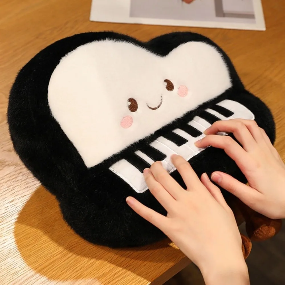 Kawaii имитация музыкального инструмента, плюшевая кукла, мягкая пушистая плюшевая игрушка для фортепиано, удобная плюшевая игрушка для гитары, барабана, подарки для детей
Kawaii имитация музыкального инструмента, плюшевая кукла, мягкая пушистая плюшевая игрушка для фортепиано, удобная плюшевая игрушка для гитары, барабана, подарки для детей