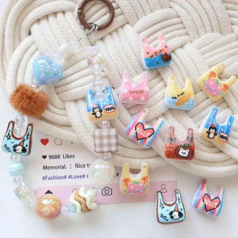 Милая холщовая сумка с мультяшным принтом и перфорацией, украшенная свободными бусинами, аксессуар для самостоятельного изготовления цепочки для телефона, браслета или подвески.
Милая холщовая сумка с мультяшным принтом и перфорацией, украшенная свободными бусинами, аксессуар для самостоятельного изготовления цепочки для телефона, браслета или подвески.