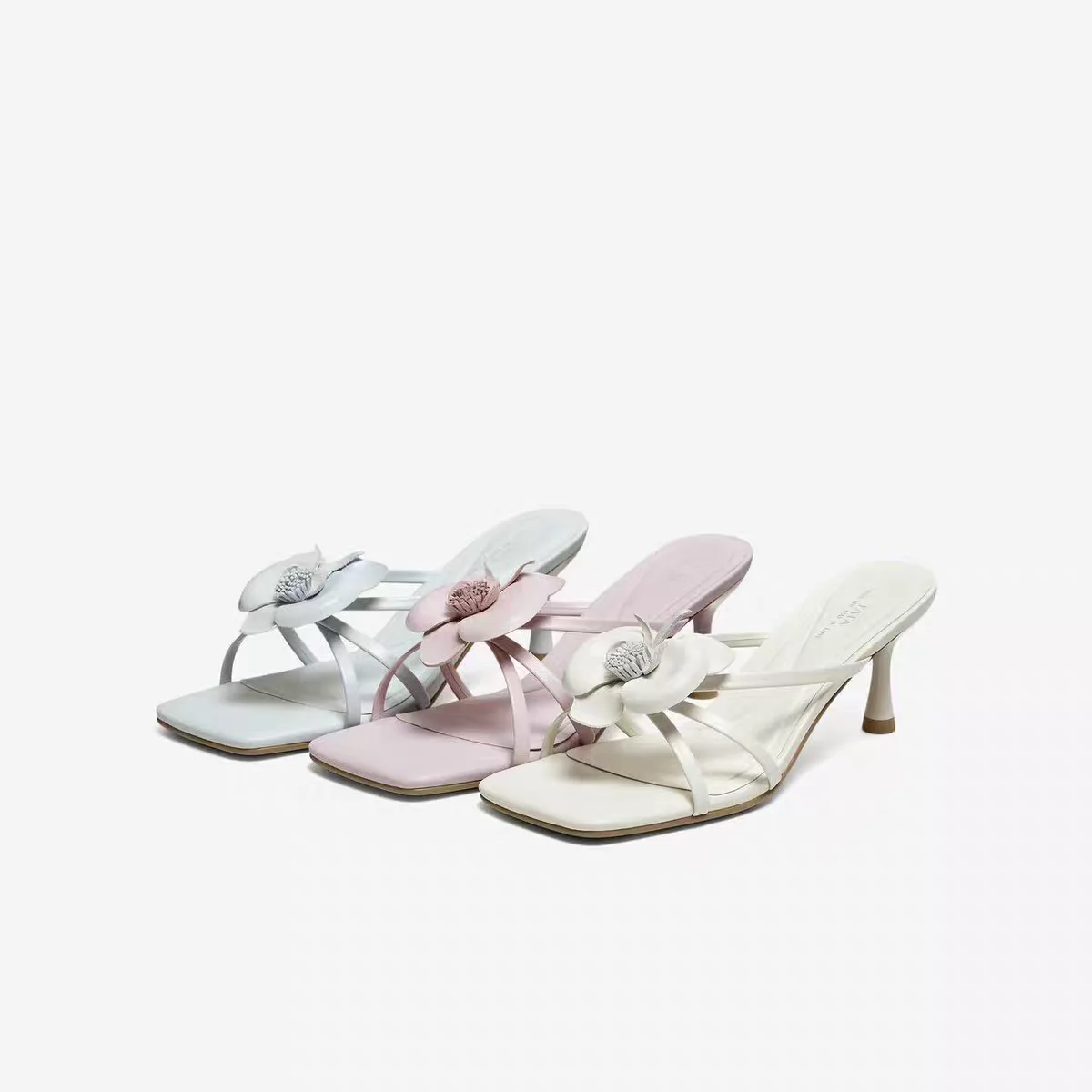 Gentle and Beautiful Older Sister High Heels Vintage Temperament Slippers for Women
Gentle and Beautiful Older Sister High Heels Vintage Temperament Slippers for Women