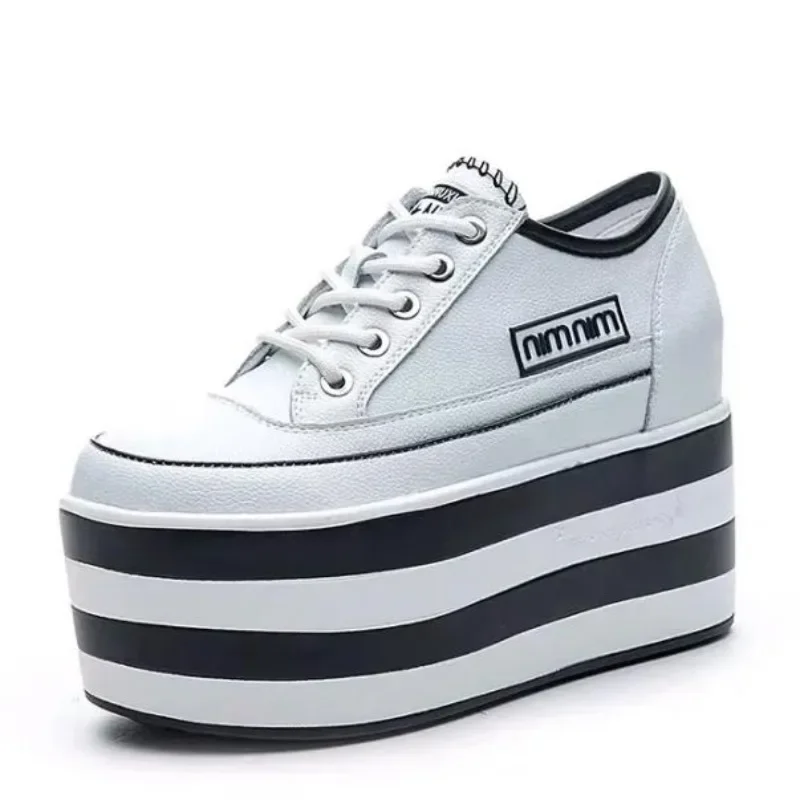 12cm Genuine Leather Women Shoes Platform Wedge Sneakers Chunky Hidden Heel High Autumn Women Casual Shoes Spring Winter Loafers
12cm Genuine Leather Women Shoes Platform Wedge Sneakers Chunky Hidden Heel High Autumn Women Casual Shoes Spring Winter Loafers