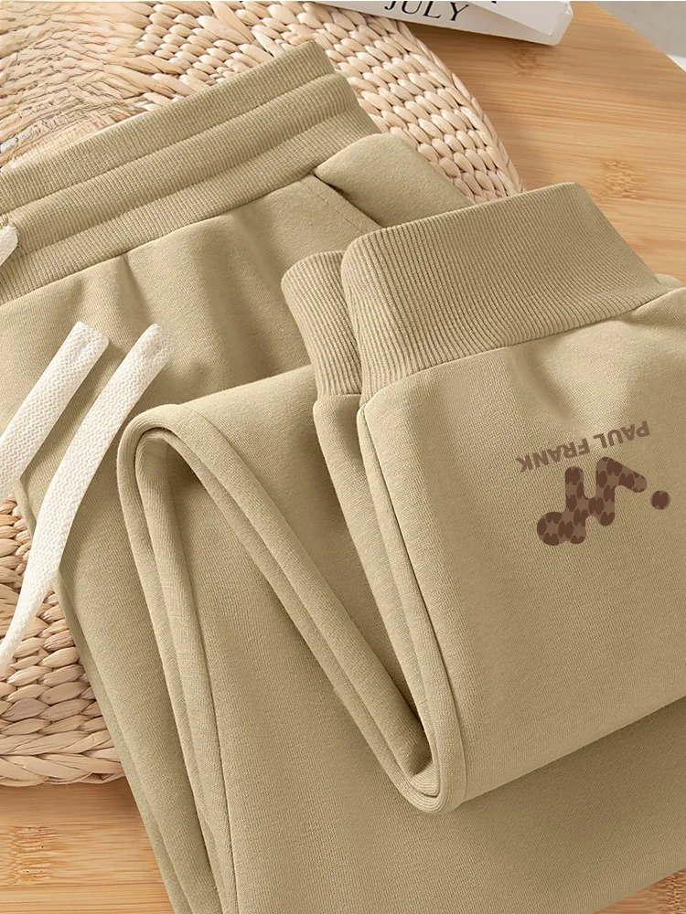 Мужские длинные брюки свободного кроя цвета хаки с эластичным поясом, дышащие, удобные, весенняя новинка
Мужские длинные брюки свободного кроя цвета хаки с эластичным поясом, дышащие, удобные, весенняя новинка