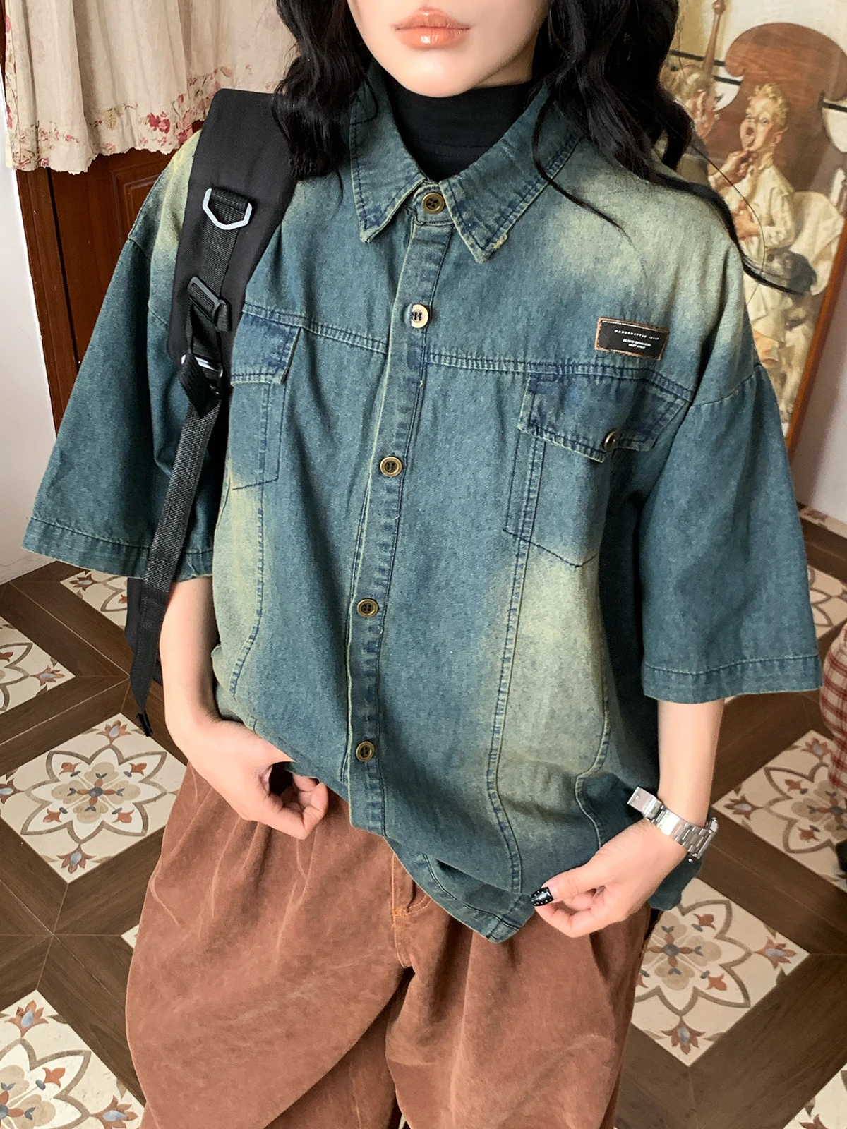 Retro American Washed Denim Shirt Loose Short Sleeve Women's Summer New Style Resistant to Deformation Shoulder Sleeve Design
Retro American Washed Denim Shirt Loose Short Sleeve Women's Summer New Style Resistant to Deformation Shoulder Sleeve Design