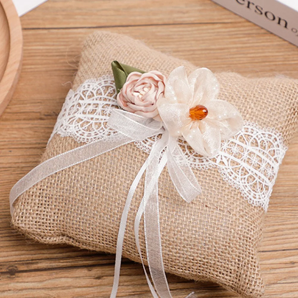 1Set Wedding Flower Basket Ring Pillow Set Exquisite Decorative Ring Cushion Flower Girl Basket Ceremony Supplies 
1Set Wedding Flower Basket Ring Pillow Set Exquisite Decorative Ring Cushion Flower Girl Basket Ceremony Supplies
