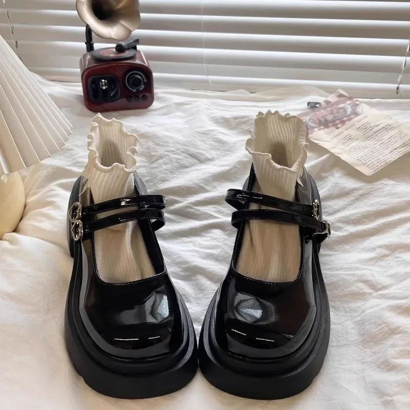 Shoes Female 2025 Mary Janes Women's High Heels Classics Daily Pumps Women Round Toe Med Heel Buckle Strap Platform Shoes Women
Shoes Female 2025 Mary Janes Women's High Heels Classics Daily Pumps Women Round Toe Med Heel Buckle Strap Platform Shoes Women