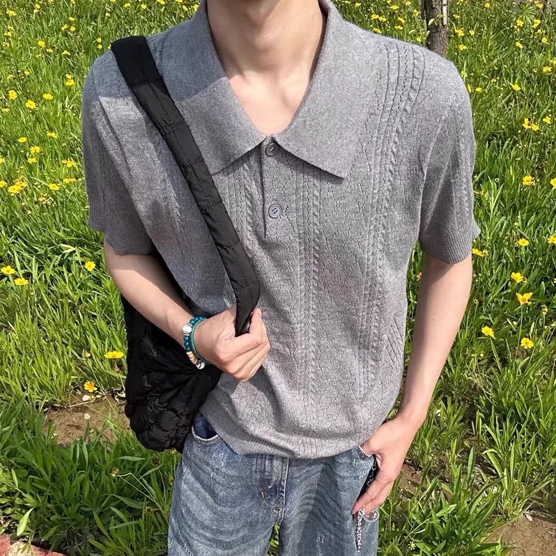 Футболка с особым текстурным узором и полосками, дышащая, легкая, летняя, модная, повседневная, из полиэфирного волокна.
Футболка с особым текстурным узором и полосками, дышащая, легкая, летняя, модная, повседневная, из полиэфирного волокна.