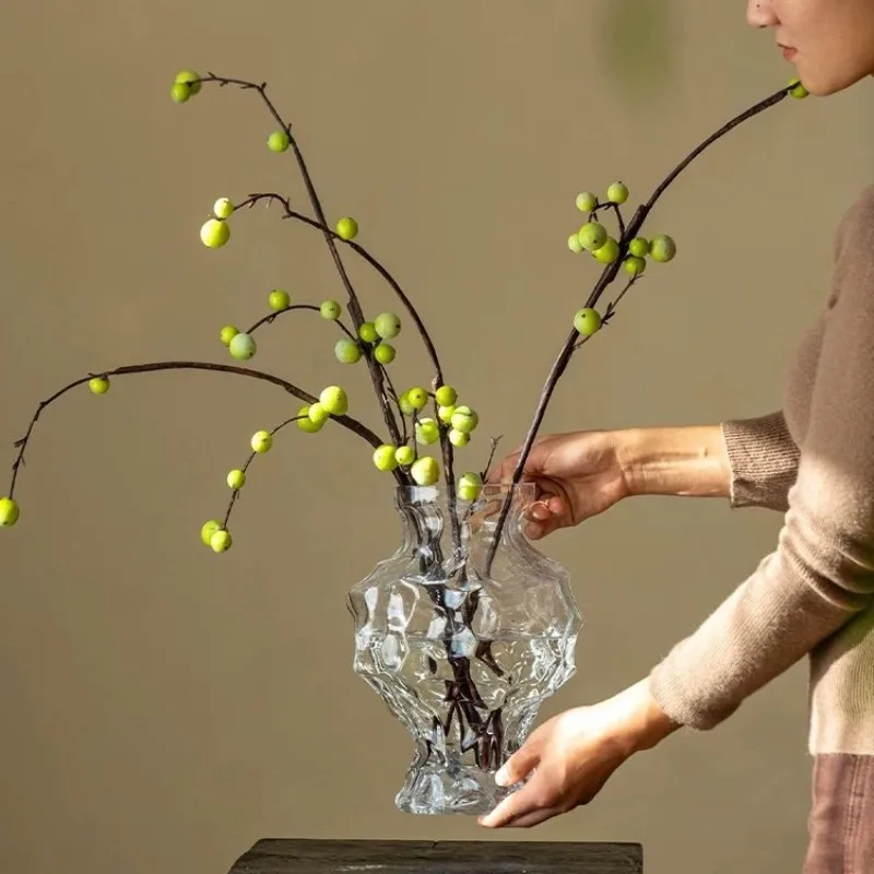1Pcs Irregular Wrinkled Glass Vase Decoration Flower Arrangement Desk Decoration Flower Pot Vase Room Aesthetic Decoration
1Pcs Irregular Wrinkled Glass Vase Decoration Flower Arrangement Desk Decoration Flower Pot Vase Room Aesthetic Decoration