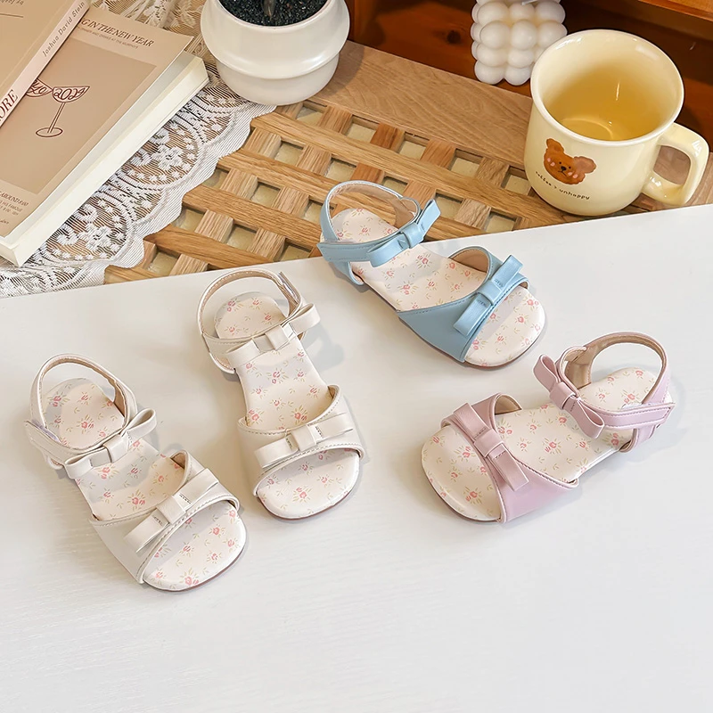 Girls Beach Shoes Sweet Floral Breathable Kids Princess Shoes Fashion Soft Sole 2026 Summer New Toddler Casual Sandals Outdoor
Girls Beach Shoes Sweet Floral Breathable Kids Princess Shoes Fashion Soft Sole 2026 Summer New Toddler Casual Sandals Outdoor