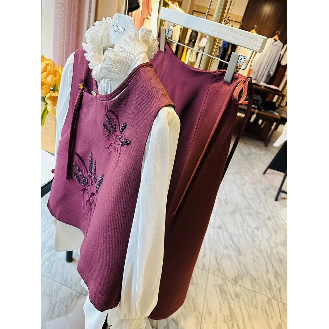 Новая китайская белая юбка А-силуэта из смесового шелка с вышивкой, стандартная длина, приталенный крой
Новая китайская белая юбка А-силуэта из смесового шелка с вышивкой, стандартная длина, приталенный крой