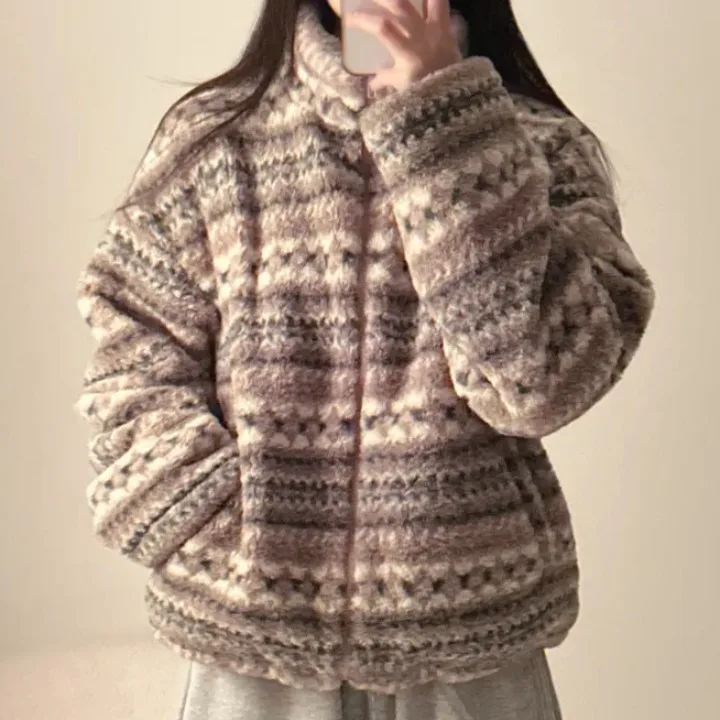 Шикарная осенне-зимняя теплая хлопковая куртка, женская ретро цветная блузка, милая верхняя одежда, пальто прямого кроя
Шикарная осенне-зимняя теплая хлопковая куртка, женская ретро цветная блузка, милая верхняя одежда, пальто прямого кроя