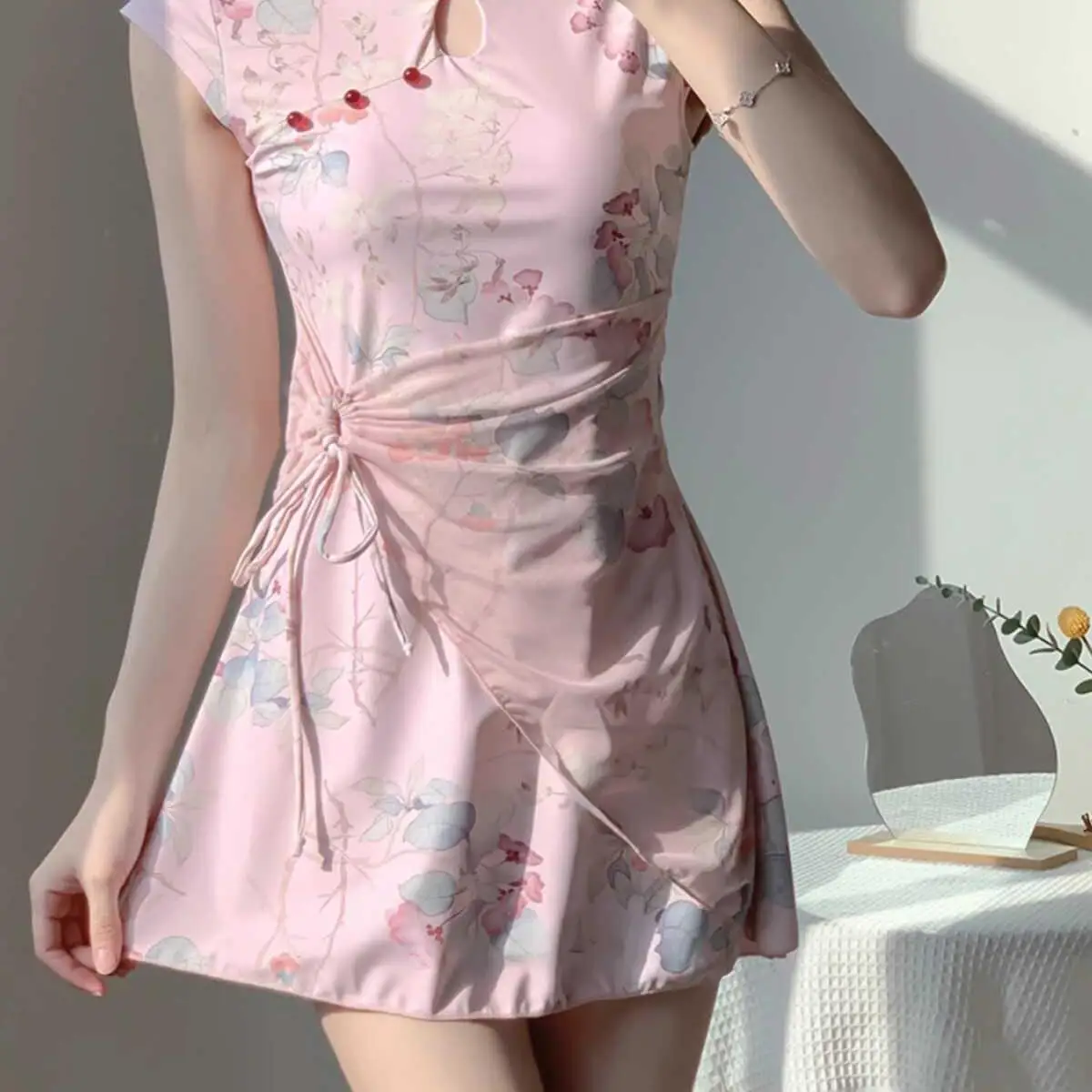 Женский слитный купальник Tagkita с эффектом утяжки талии, с подкладкой на груди, без косточек, в традиционном китайском стиле
Женский слитный купальник Tagkita с эффектом утяжки талии, с подкладкой на груди, без косточек, в традиционном китайском стиле