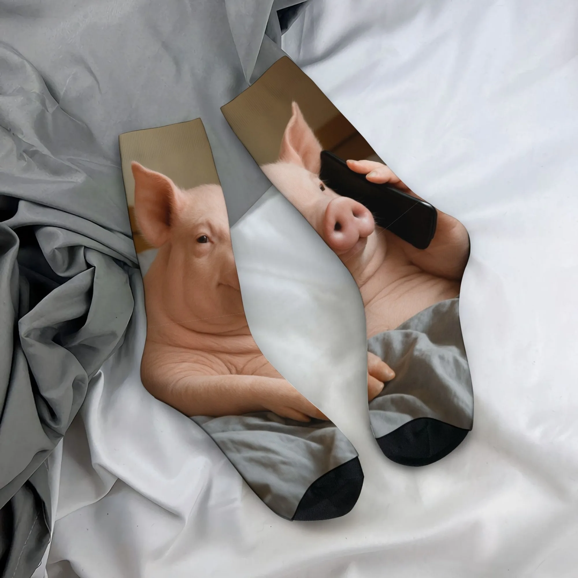 Whimsical Calling Pig Socks Lightweight Snug-Fit Durable Men's Socks Basketball Skateboarding City Walks Funny Novelty Socks
Whimsical Calling Pig Socks Lightweight Snug-Fit Durable Men's Socks Basketball Skateboarding City Walks Funny Novelty Socks
