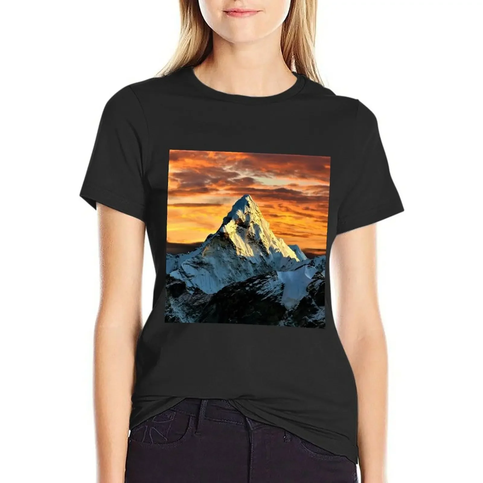 Mount Ama Dablam at sunset on the way to Mount Everest Matterhorn of the Himalayas color photograph / photography T-shirt
Mount Ama Dablam at sunset on the way to Mount Everest Matterhorn of the Himalayas color photograph / photography T-shirt