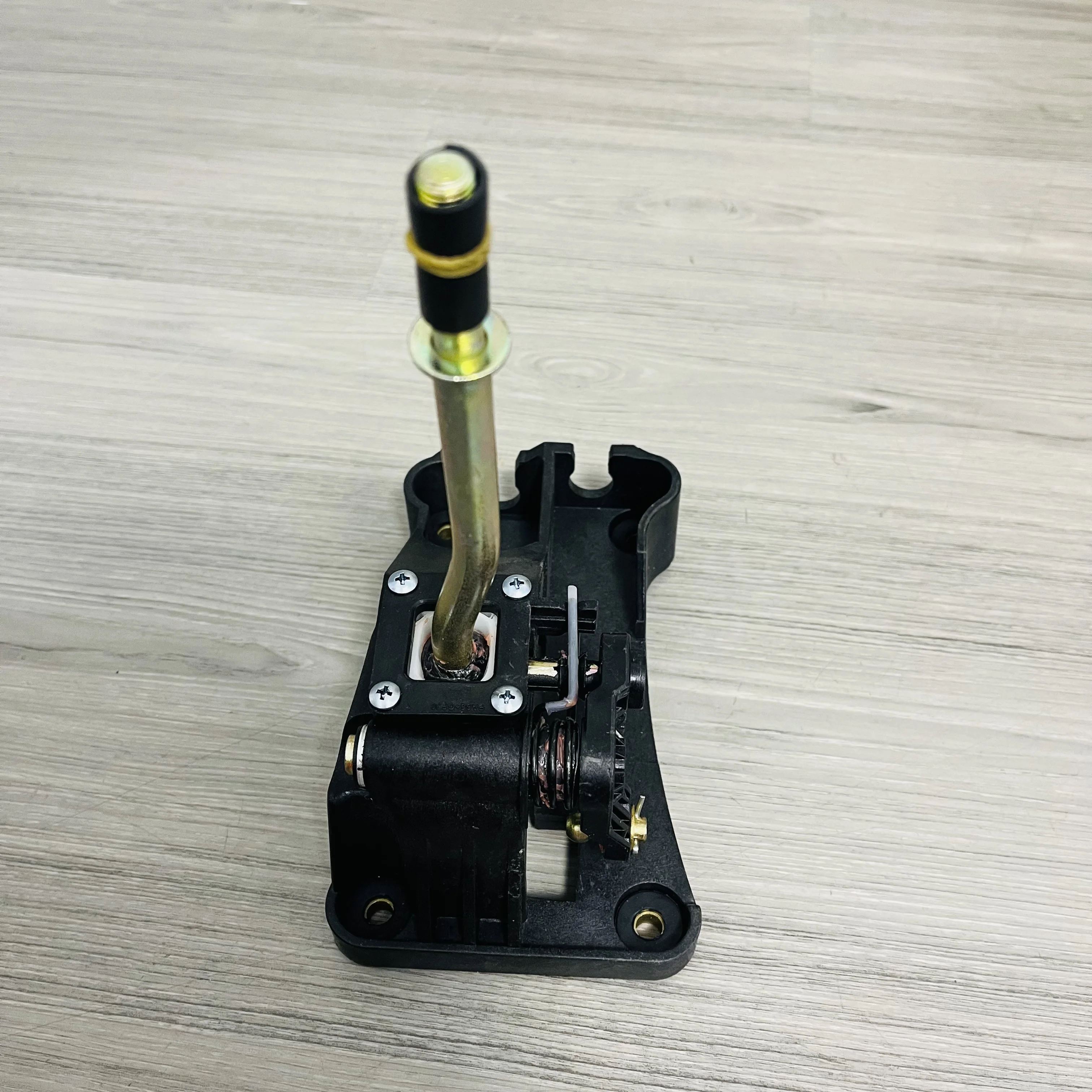 Original Quality Gear Shift Lever For Haima Fstar
Original Quality Gear Shift Lever For Haima Fstar