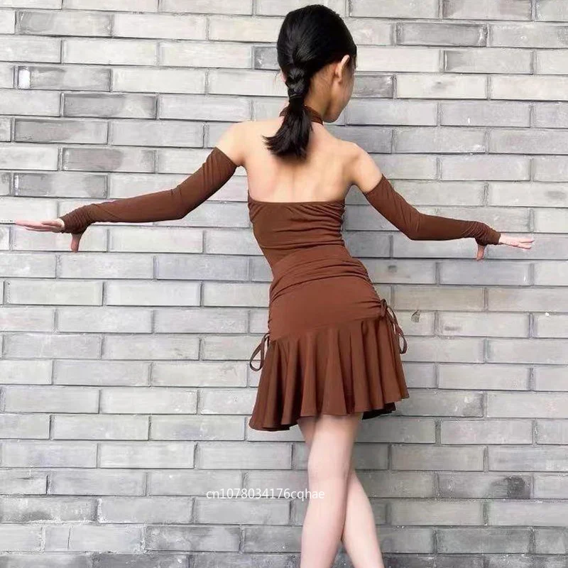 Children's Girls Brown Halter Neck Latin Dance Dress Practice Competition Performance Outfit Skirt Set for Ball
Children's Girls Brown Halter Neck Latin Dance Dress Practice Competition Performance Outfit Skirt Set for Ball