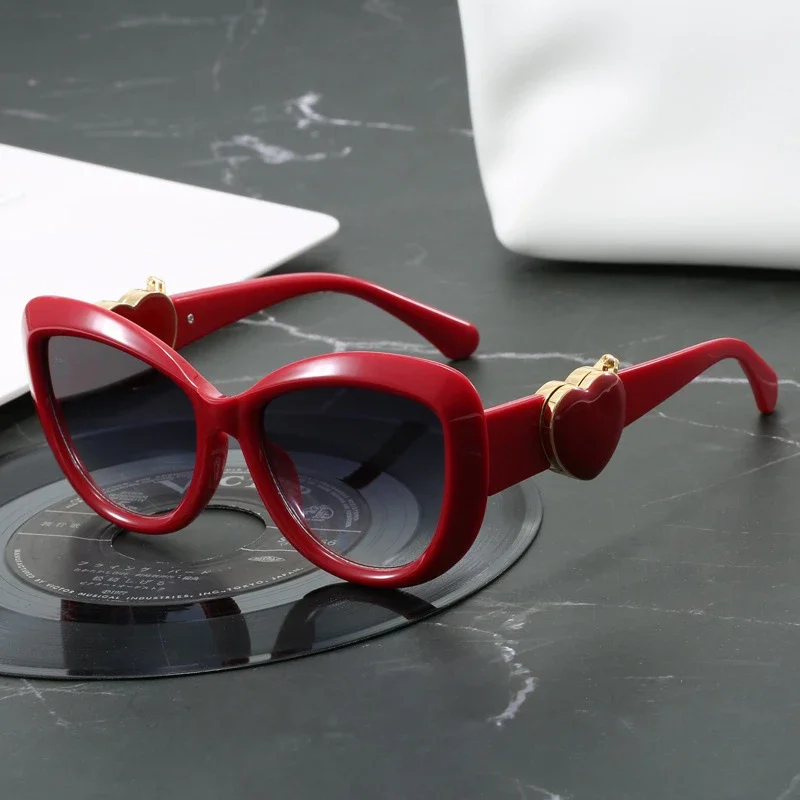 2025 New Cat Eye Sunglasses Women Lovely Heart Shape Decoration Sun Glasses Trendy Casual Outdoor Accessory Eyewear Sunglass
2025 New Cat Eye Sunglasses Women Lovely Heart Shape Decoration Sun Glasses Trendy Casual Outdoor Accessory Eyewear Sunglass