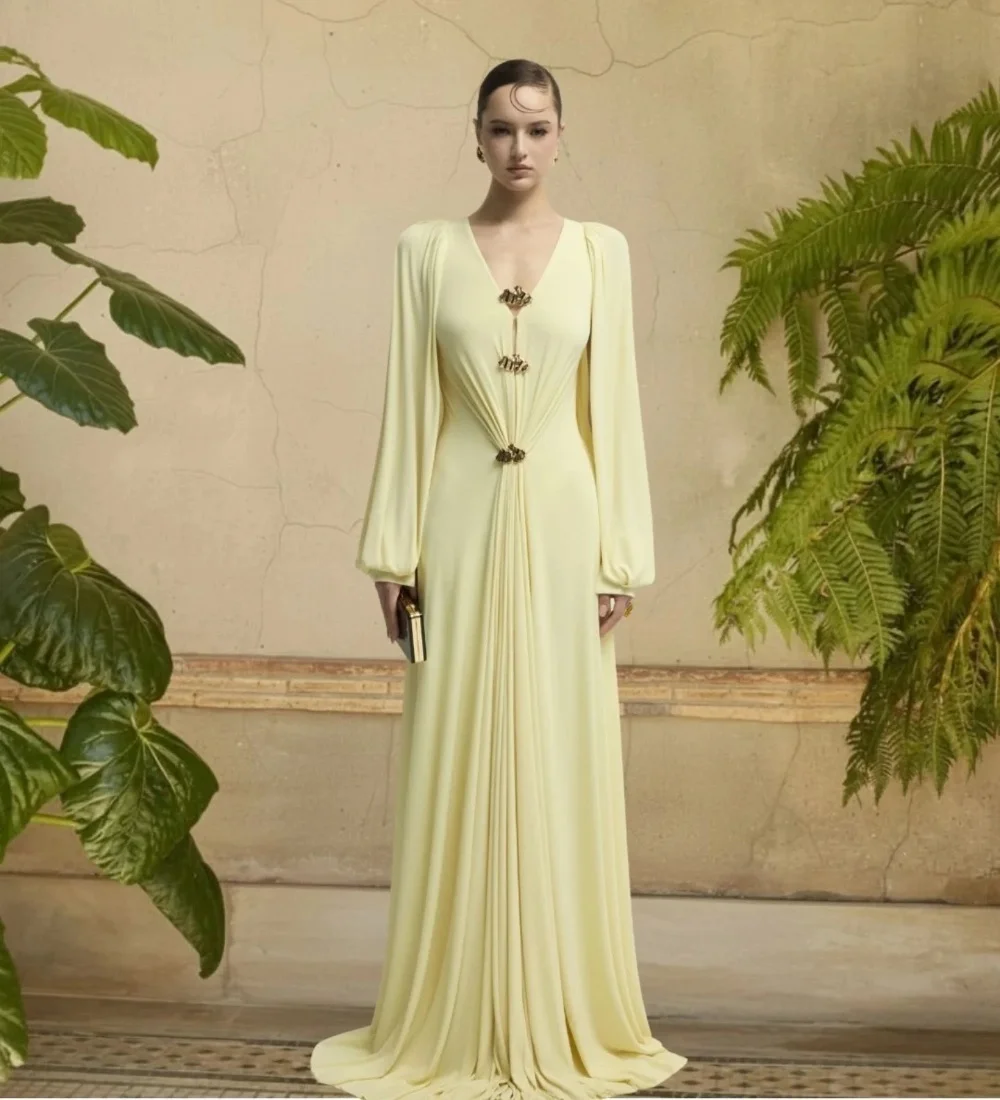 Customized Chinese Style Chiffon Pleat Button A-line V-neck Long Bespoke Occasion Evening Dresses Fashion
Customized Chinese Style Chiffon Pleat Button A-line V-neck Long Bespoke Occasion Evening Dresses Fashion