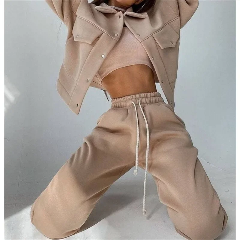 Long-Sleeved Outwear Single-Breasted Coat Sweatshirt Trend Women Short Jackets Elastic Waist Pants Casual Two-Piece Suit Pants
Long-Sleeved Outwear Single-Breasted Coat Sweatshirt Trend Women Short Jackets Elastic Waist Pants Casual Two-Piece Suit Pants