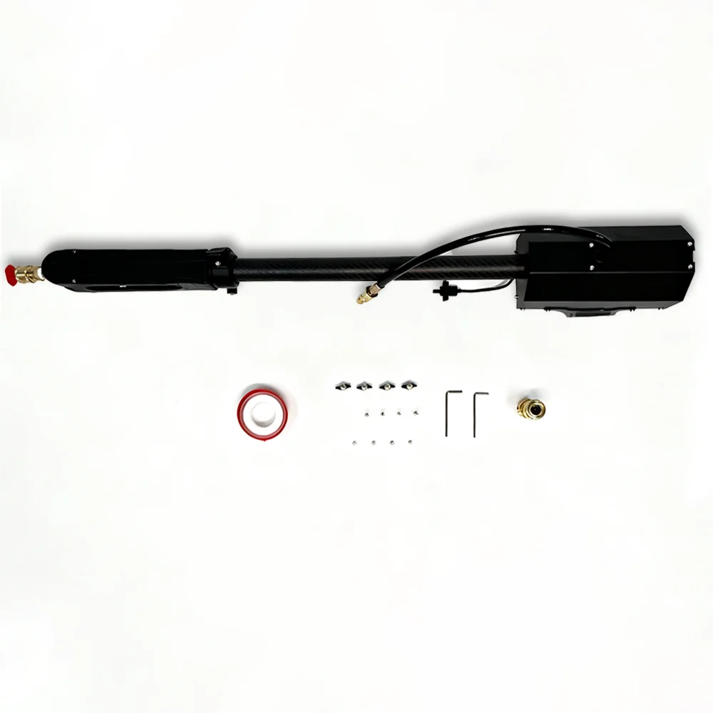 A cleaning water gun for aircraft. Equipped with 60-meter and 120-meter hoses.
A cleaning water gun for aircraft. Equipped with 60-meter and 120-meter hoses.