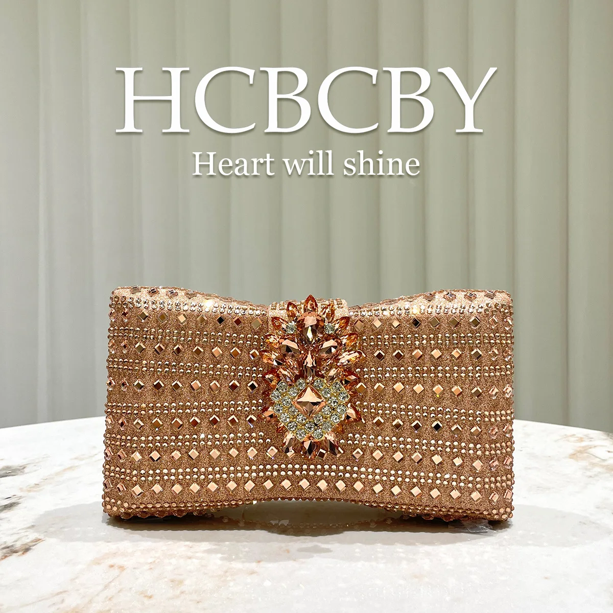 Champagne flash luxury hot diamond rhinestone evening bag, women's fashion temperament elegant dinner bag dress bag
Champagne flash luxury hot diamond rhinestone evening bag, women's fashion temperament elegant dinner bag dress bag