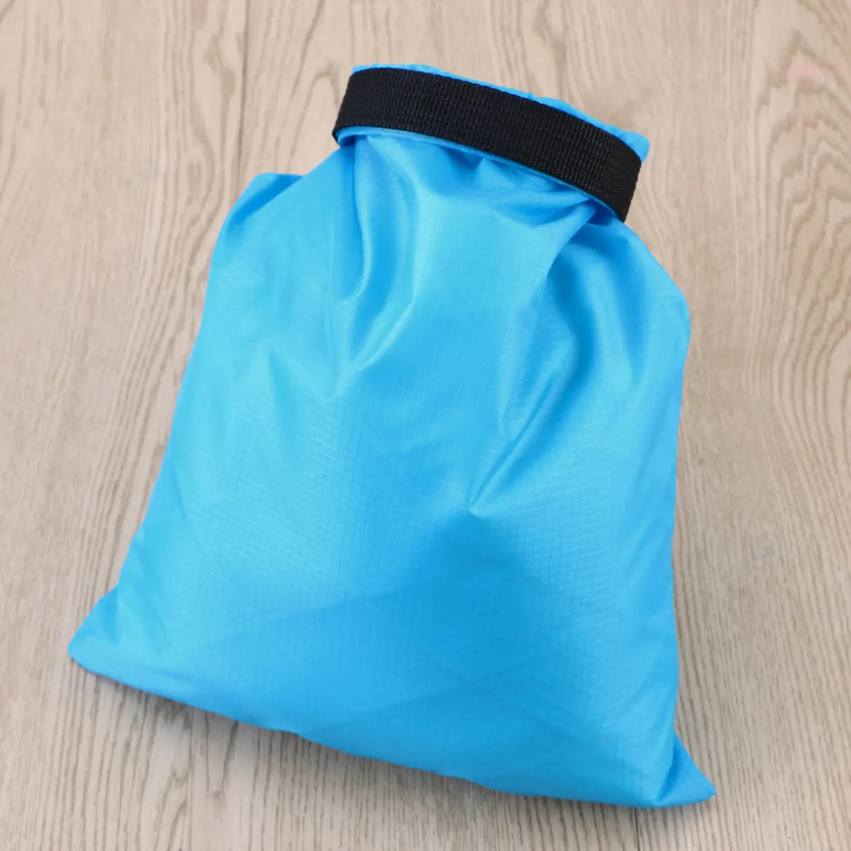 3Pcs Waterproof Dry Bag Sky Blue Nylon Roll-Top Pouch Compression Storage for Outdoor Camping Boating Kayaking Rafting Fishing
3Pcs Waterproof Dry Bag Sky Blue Nylon Roll-Top Pouch Compression Storage for Outdoor Camping Boating Kayaking Rafting Fishing