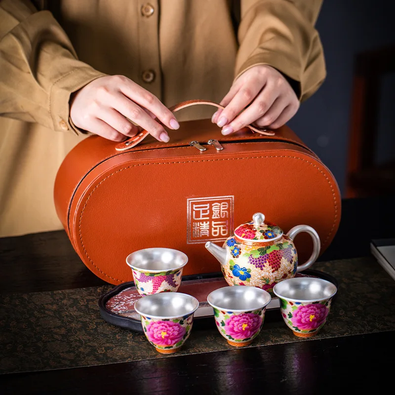 Forbidden City merchandise enamel painted gold dragon and phoenix flower teapot ceramic kung fu tea set gift
Forbidden City merchandise enamel painted gold dragon and phoenix flower teapot ceramic kung fu tea set gift