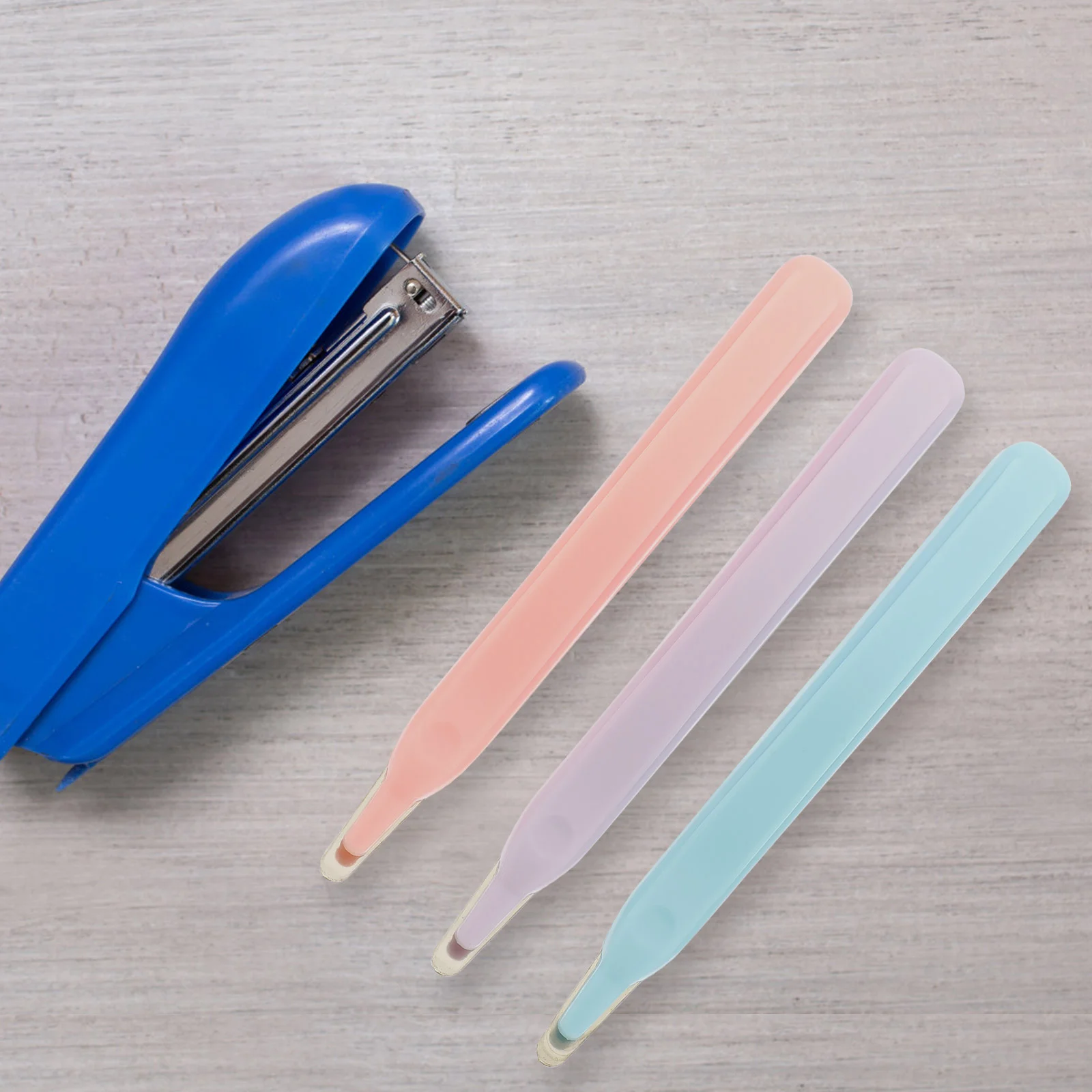 3pcs Magnetic Remover Staple Remover Heavy Duty Heavy Duty Office Supplies Curved Ergonomic Tool Multi Use Metal Puller Handheld
3pcs Magnetic Remover Staple Remover Heavy Duty Heavy Duty Office Supplies Curved Ergonomic Tool Multi Use Metal Puller Handheld
