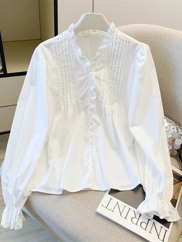 2026 Spring Women's Lace Trim Flared Sve irt French Sle Regular Thin Long Sve Top Boting Base Layer Blouse
2026 Spring Women's Lace Trim Flared Sve irt French Sle Regular Thin Long Sve Top Boting Base Layer Blouse