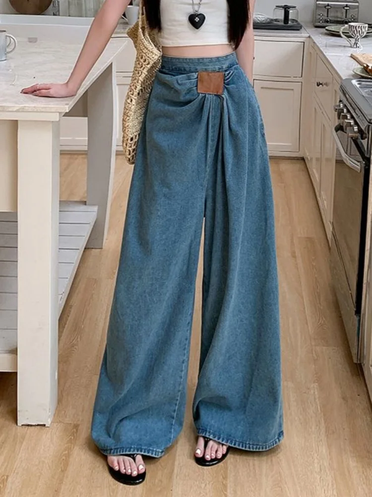 Американские широкие джинсы с высокой талией для женщин, новинка 2025 года, свободные висячие брюки длиной до пола
Американские широкие джинсы с высокой талией для женщин, новинка 2025 года, свободные висячие брюки длиной до пола
