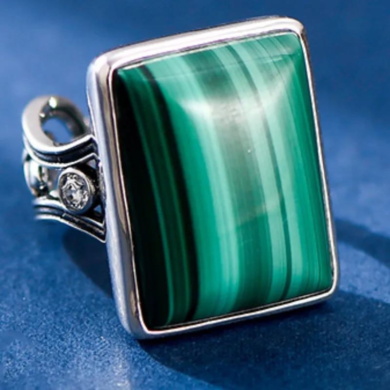 S925 Silver Support Carved Hollow Tulip Inlaid Malachite Square Opening Vintage Style Index Finger Ring Woman
S925 Silver Support Carved Hollow Tulip Inlaid Malachite Square Opening Vintage Style Index Finger Ring Woman