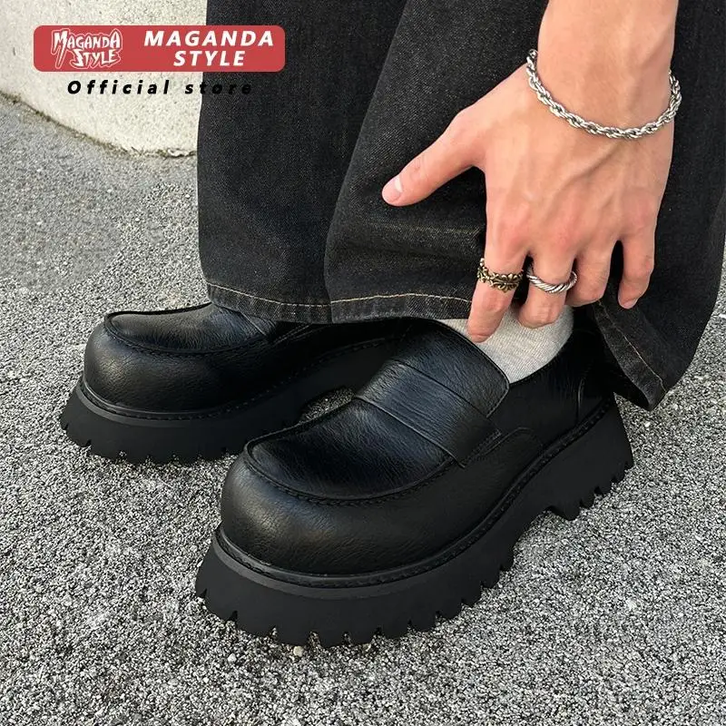 Original autumn new loafers leather shoes men's casual business black slip in simple work commuting formal shoes
Original autumn new loafers leather shoes men's casual business black slip in simple work commuting formal shoes