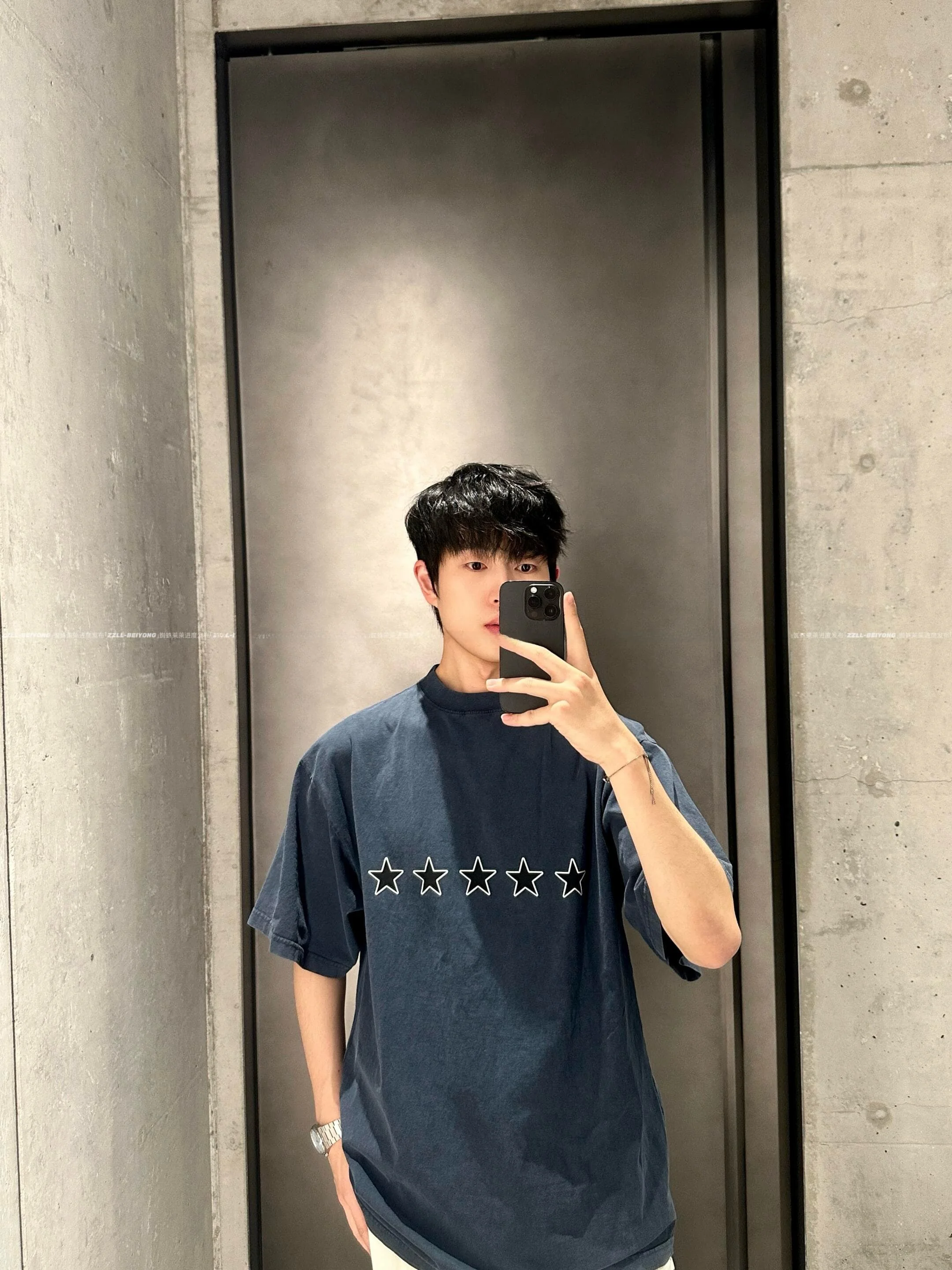 Футболка Waed Blue ort Sve с принтом VANA ILUSION Mark Pen Signature Star Pattern, из хлопка, износостойкая, весна 2026
Футболка Waed Blue ort Sve с принтом VANA ILUSION Mark Pen Signature Star Pattern, из хлопка, износостойкая, весна 2026