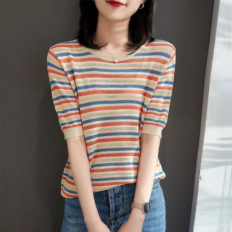 Fashion O-Neck Knitted Loose Korean Striped Blouse Women's Clothing 2023 Summer New All-match Tops Half Sleeve Casual Shirt
Fashion O-Neck Knitted Loose Korean Striped Blouse Women's Clothing 2023 Summer New All-match Tops Half Sleeve Casual Shirt
