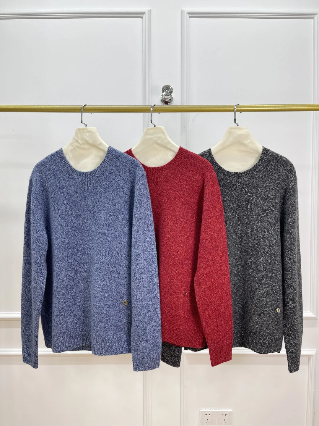 Women 100% Cashmere Knitted Pullover Autumn Winter Round Neck Long Sleeve Loose Female Sweater
Women 100% Cashmere Knitted Pullover Autumn Winter Round Neck Long Sleeve Loose Female Sweater