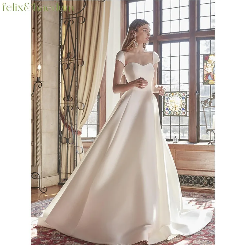 Satin Wedding Dresses for Women 2024 Elegant Ladies Slim-fit Sleeveless Skirt Banquet Prom Dress Vestidos Elegantes Para Mujer
Satin Wedding Dresses for Women 2024 Elegant Ladies Slim-fit Sleeveless Skirt Banquet Prom Dress Vestidos Elegantes Para Mujer