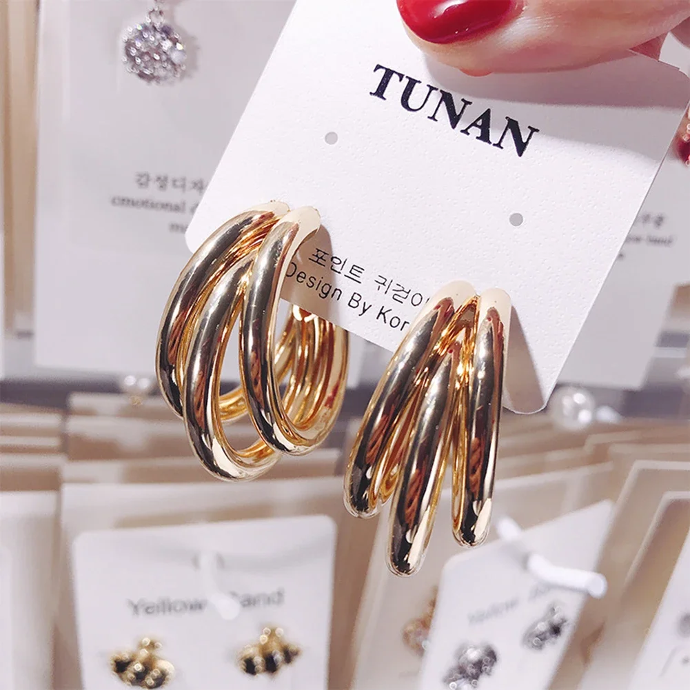 Daily Wear Special Occasions Rose Gold Metal Texture Earrings Comfortable Fit Earrings Dazzling Appearance Earrings
Daily Wear Special Occasions Rose Gold Metal Texture Earrings Comfortable Fit Earrings Dazzling Appearance Earrings
