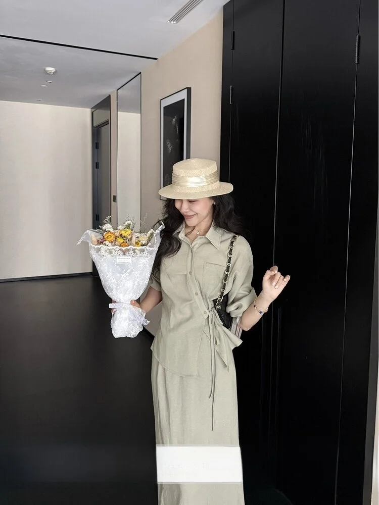 Zhang a Xing Mint Summer Lazy Style Waist Cinched Belted Scarf Shirt Half Skirt Set Women's Fashion Ensemble Long Sleeve Casu...
Zhang a Xing Mint Summer Lazy Style Waist Cinched Belted Scarf Shirt Half Skirt Set Women's Fashion Ensemble Long Sleeve Casu...