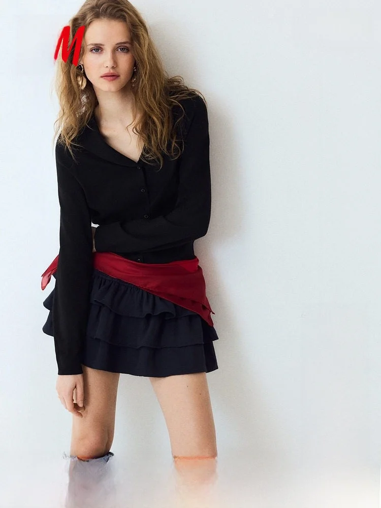 H&M Summer New Women's Collared Open Cardigan 1319933 Polyester Nylon Blend Regular Thickness Navy Collar Button Detail
H&M Summer New Women's Collared Open Cardigan 1319933 Polyester Nylon Blend Regular Thickness Navy Collar Button Detail