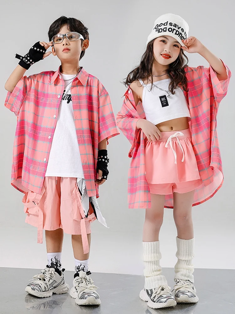 2025 Jazz Modern Dance Costumes For Girls Plaid Shirt Pink Shorts Kpop Outfits Boys Hip Hip Dance Clothing Streetwear DQS19679
2025 Jazz Modern Dance Costumes For Girls Plaid Shirt Pink Shorts Kpop Outfits Boys Hip Hip Dance Clothing Streetwear DQS19679