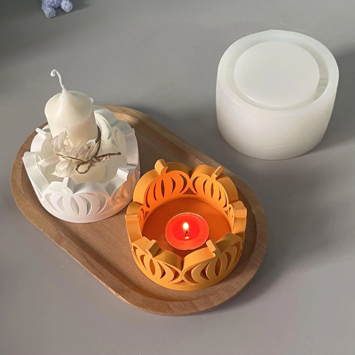 Hollow Pumpkin Lamp Candle Holder Silicone mold Round Ring Pumpkin Candle Holder Holder Tray Plaster Mold Halloween Ornament
Hollow Pumpkin Lamp Candle Holder Silicone mold Round Ring Pumpkin Candle Holder Holder Tray Plaster Mold Halloween Ornament