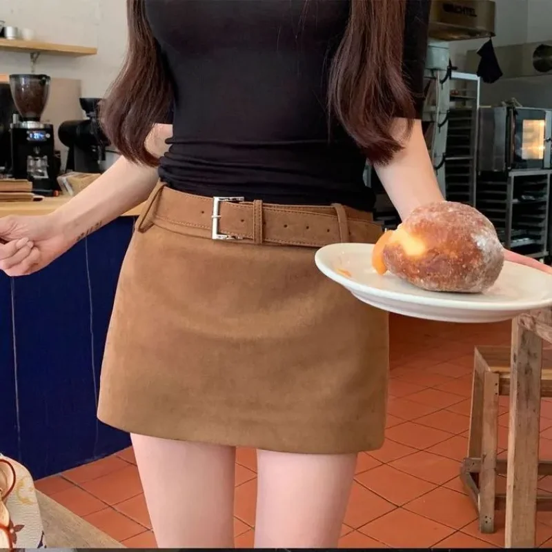 Brown Autumn Winter Textured Deerskin Belt Skirt Versatile Casual Fashionable Maillard Short Skirt
Brown Autumn Winter Textured Deerskin Belt Skirt Versatile Casual Fashionable Maillard Short Skirt