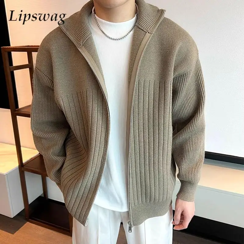 Vintage Stand Collar Zipper Sweater Jackets Mens Autumn Winter Fashionable Knitting Cardigans Men Trendy Solid Color Sweatercoat
Vintage Stand Collar Zipper Sweater Jackets Mens Autumn Winter Fashionable Knitting Cardigans Men Trendy Solid Color Sweatercoat