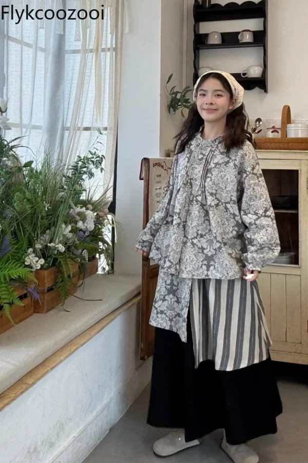 Vintage Jacquard Cotton Hemp Shirt High Waist Thin Patchwork Skirt Women 2025 Spring New Fashion Set Chic Deux-pièces
Vintage Jacquard Cotton Hemp Shirt High Waist Thin Patchwork Skirt Women 2025 Spring New Fashion Set Chic Deux-pièces