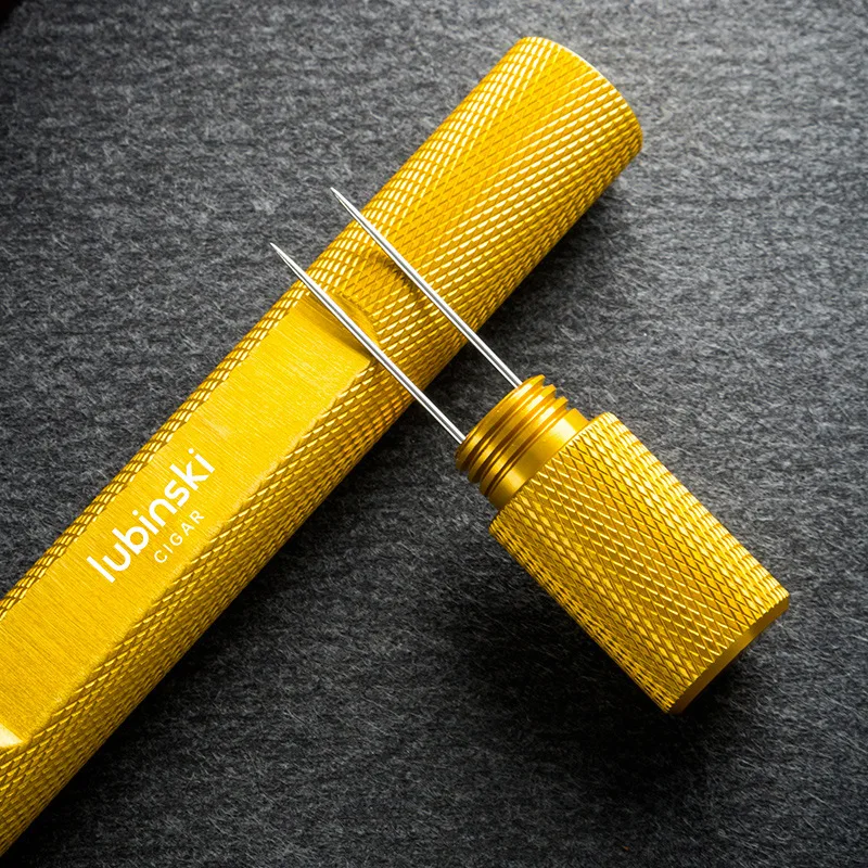 Многофункциональный интегрированный держатель для сигар LUBINSKI
Многофункциональный интегрированный держатель для сигар LUBINSKI